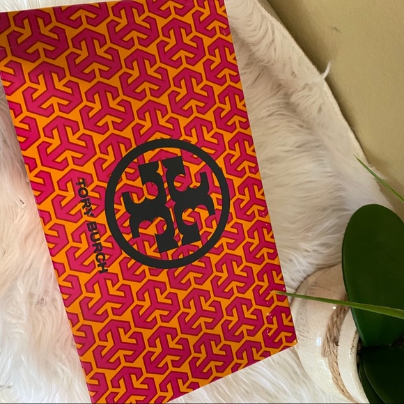 New Tory Burch gabriel leather T strap sandals - Picture 5 of 11